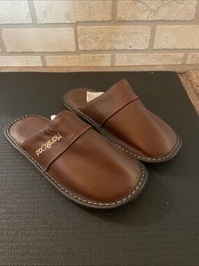 Men's Brown Leather Slide Slippers -